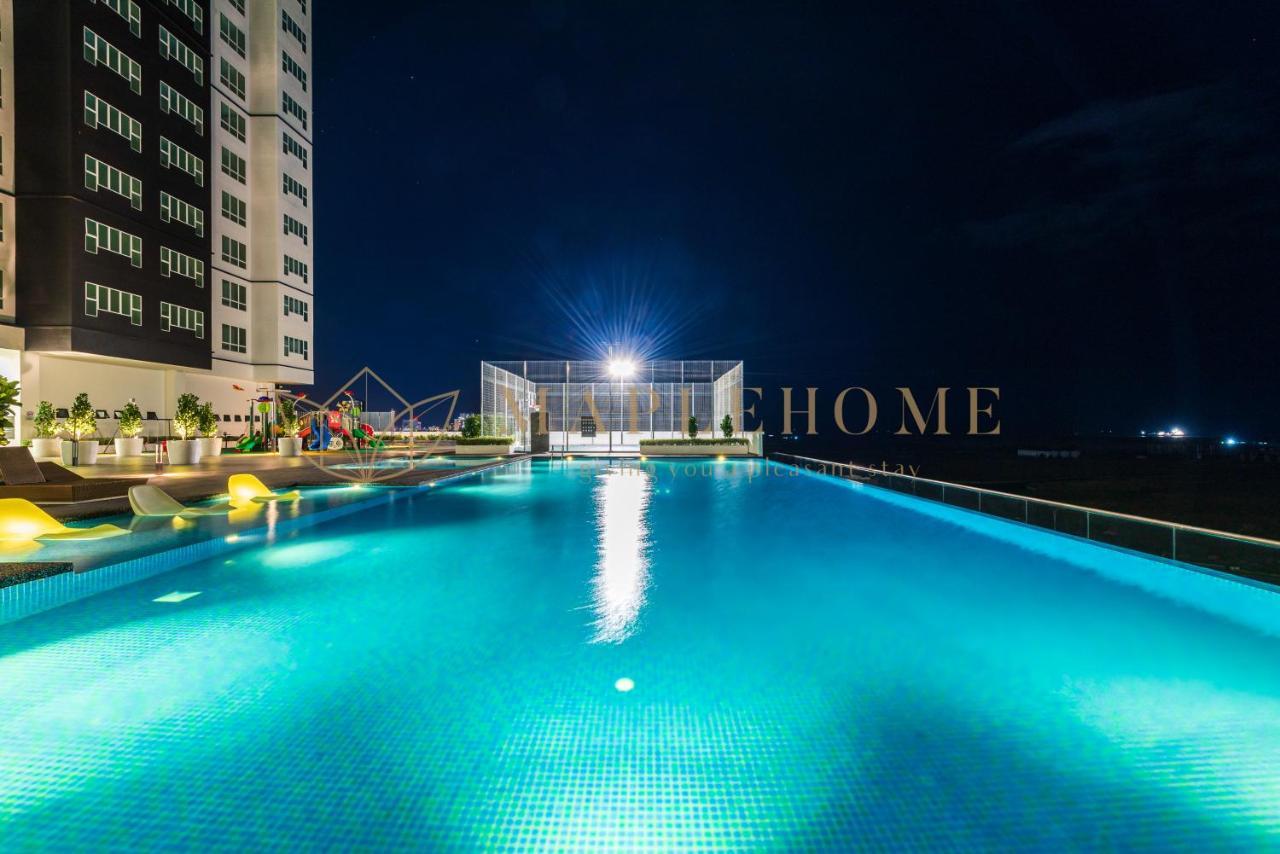 Amber Cove Premier Suites Melaka 외부 사진